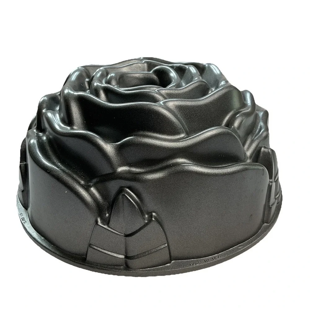 Nordic Ware Rose Cast Bundt Pan, 10 Cup,  Cake Birthday Mother's Day Floral